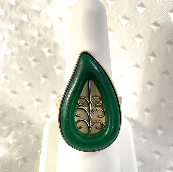 Genuine Jade Ring in 18k Gold over Sterling Silver Ring Size 7! 💍 - Picture 2 of 7